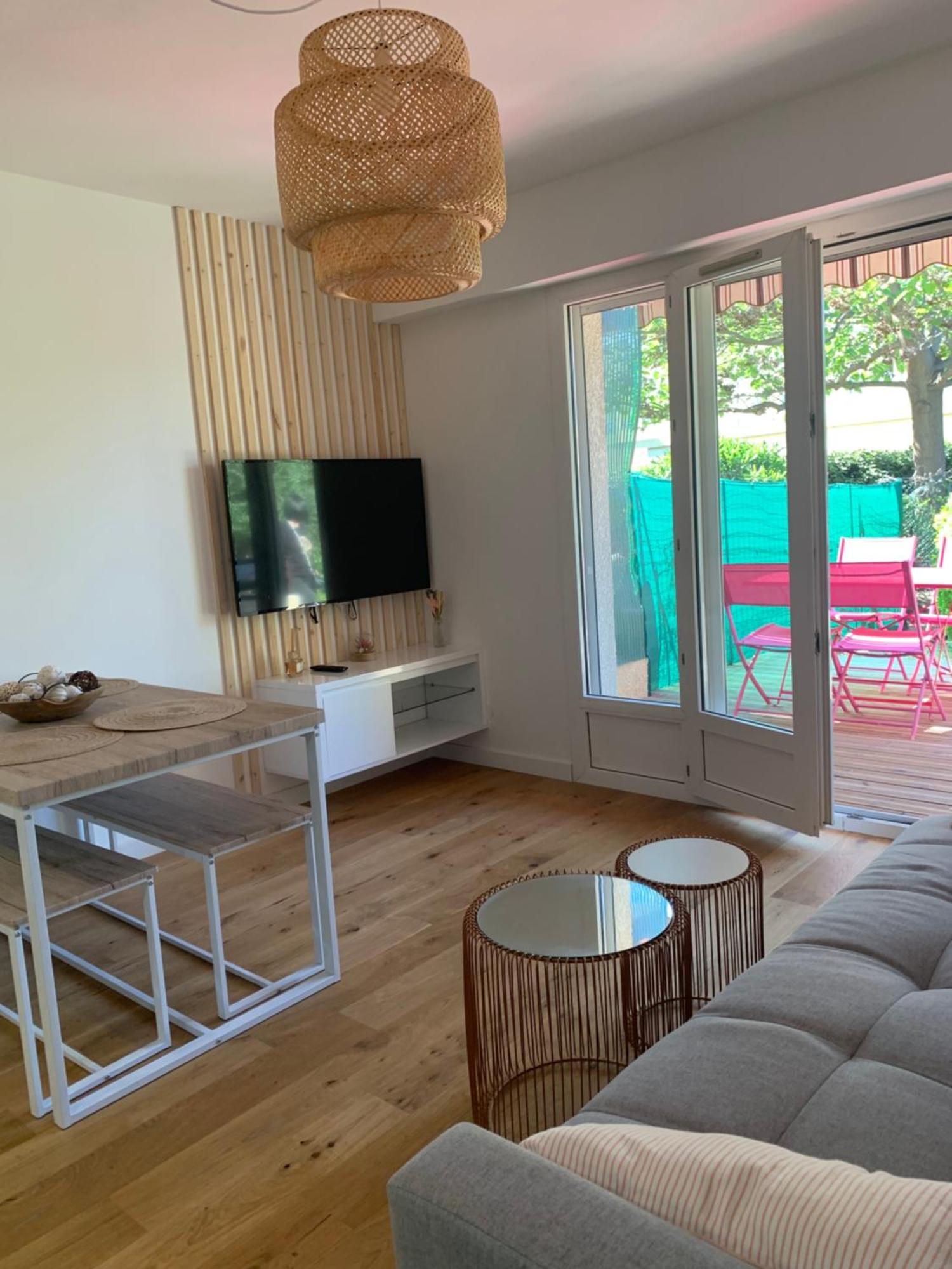 Beau T2 Avec Jardin Frejus Plage Apartment Luaran gambar