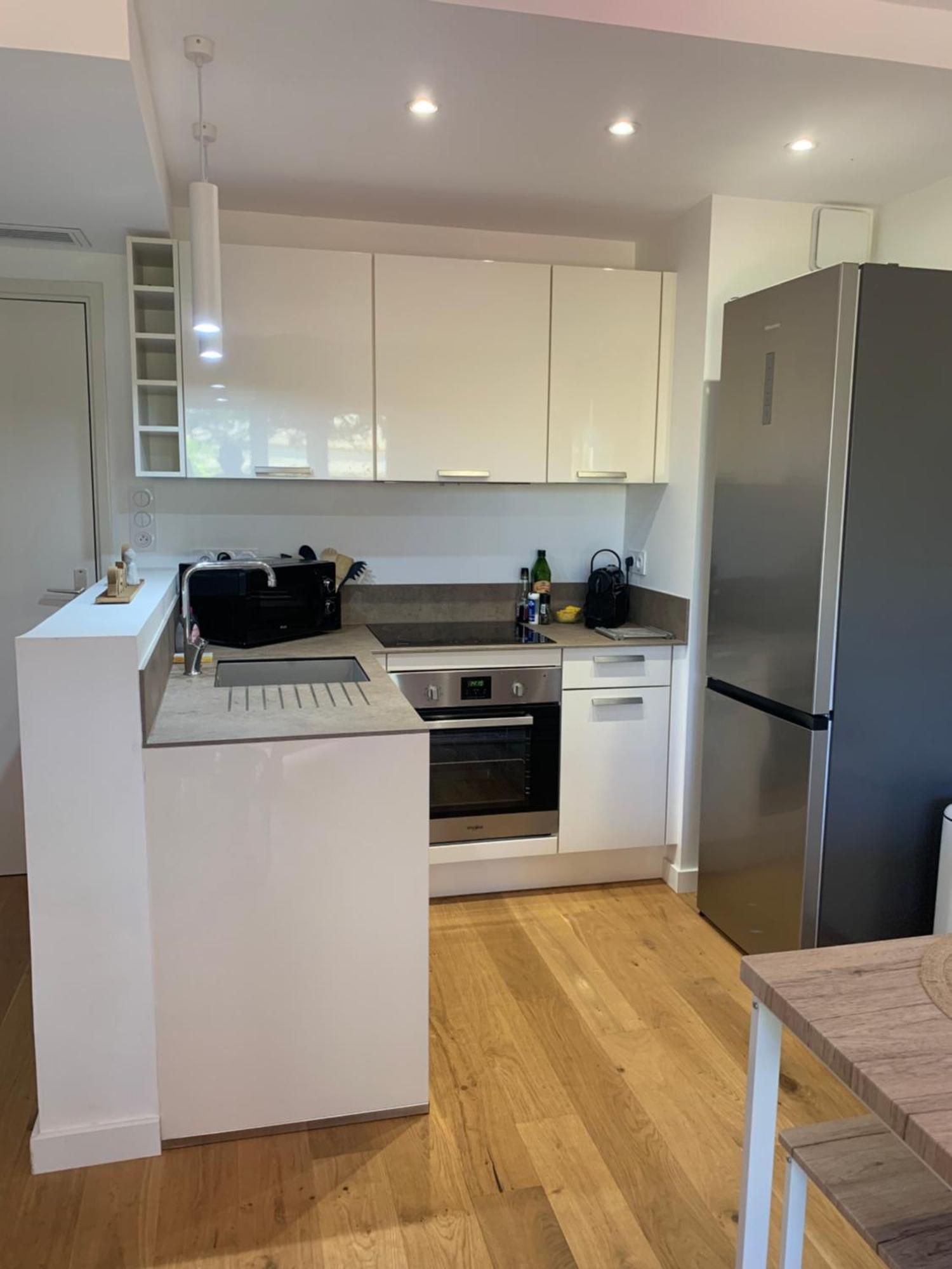 Beau T2 Avec Jardin Frejus Plage Luaran gambar